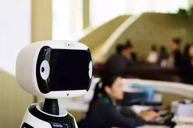 娱乐吃瓜酱机器人视频