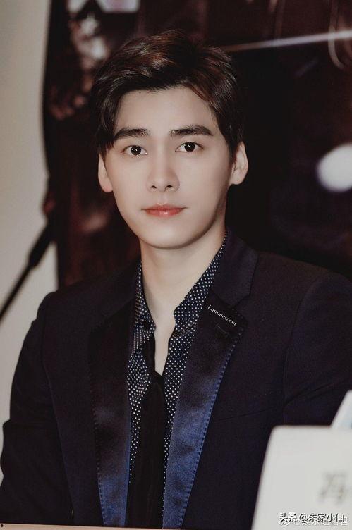 娱乐吃瓜酱李易峰,娱乐吃瓜酱的甜蜜诱惑